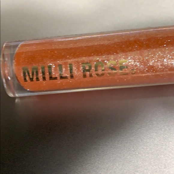 MILLI ROSE LAURA LIPGLOSS CORAL TONE LAURA MILLY - Picture 4 of 5
